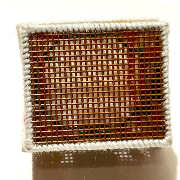 Cross stitch vintage Christmas ornaments: set of 2 - Picture 5 of 7